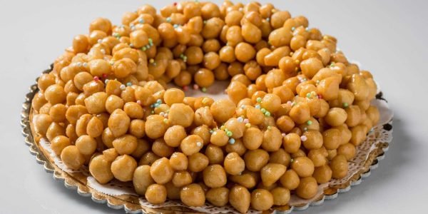 Struffoli con il miele